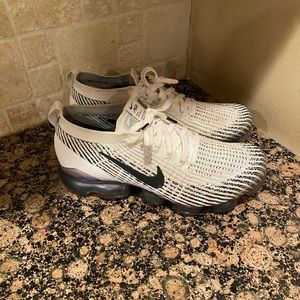 vapormax flyknit 3 zebra